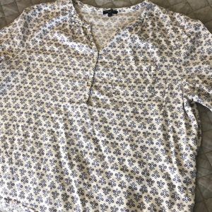 2XL cotton top, 3/4 sleeve in cream and navy blue.